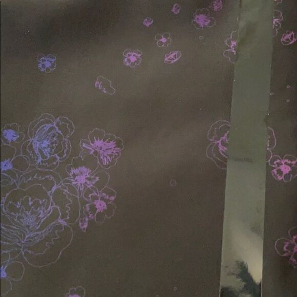 Ultracor Black Floral & Patent Side Stripe Leggings Size M - Picture 2 of 8